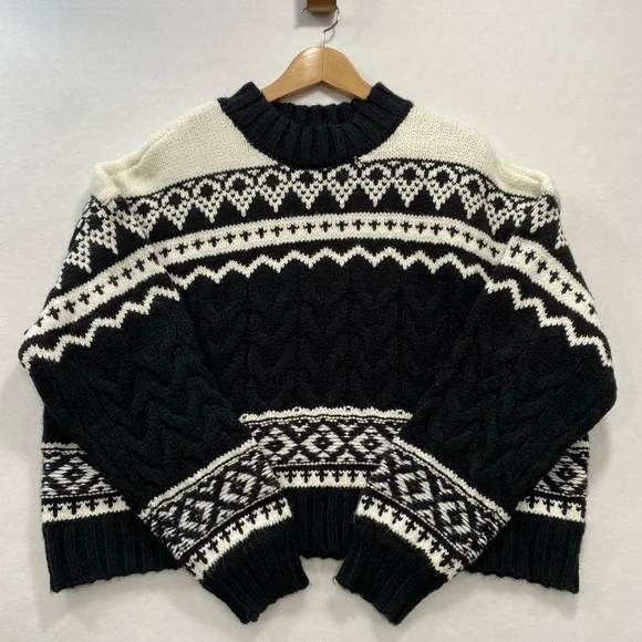 Francesca’s Black & White Pattern Mock Neck Knit Sweater L Fair Isle ST21949 - Picture 2 of 11